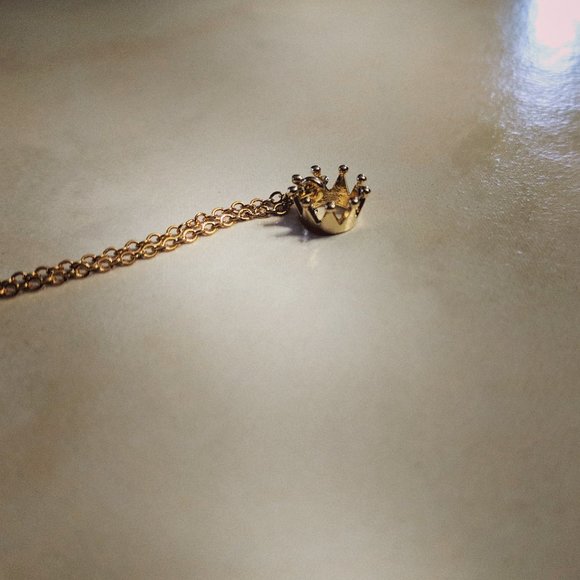 Gold Crown Necklace - Picture 1 of 3